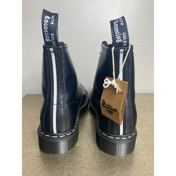 NWT DR MARTENS BOOTS 9 BLACK LEATHER SMOOTH 1460 LACE UP WHITE FAIRY GRUNGE GOTH - Picture 7 of 15